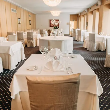 维拉布莱德酒店 酒店 布莱德