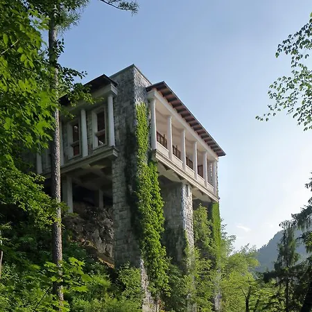 维拉布莱德酒店